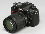D7000