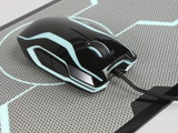 光軌跡玩給你看，Razer TRON 滑鼠、滑鼠墊入手評測