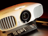 Epson EH-TW6000W 投影機：無線傳輸、影像表現很精準