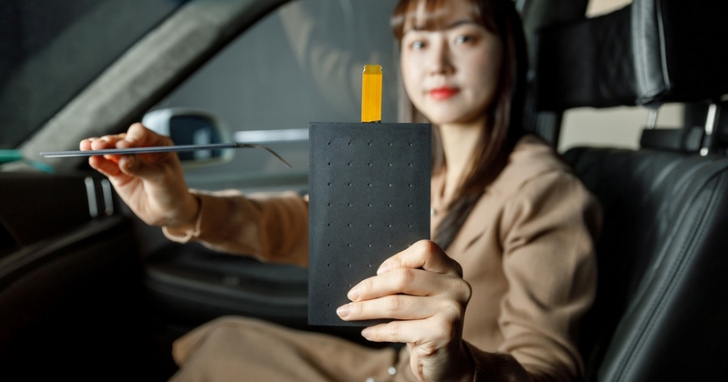 喇叭厚度只有 2.5mm，LG 為車上音響系統開發了超薄型揚聲器