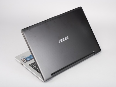 Asus S56CM 評測： Ultrabook 也有15.6 吋大螢幕、獨顯、光碟機