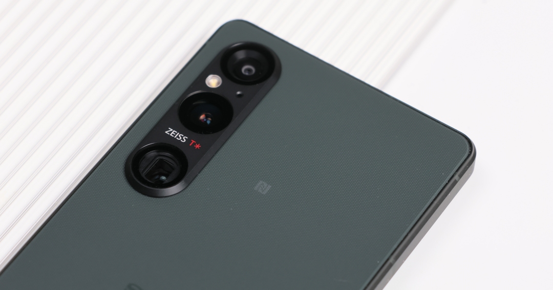 效能歷代最強!Sony Xperia 1 V 跑分實測,S8 Gen 2 處理器發威