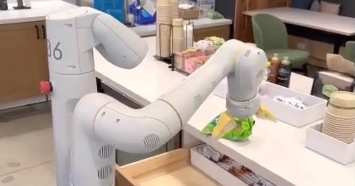 為機器人設計的RT-2模型,Google讓機器人也能如ChatGPT般聽懂你的命令並回應