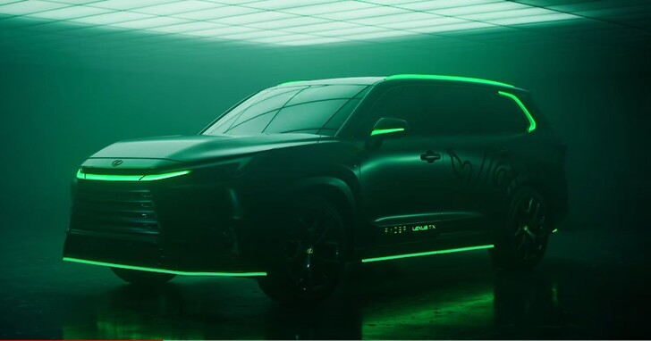 首台「電競休旅」問世？Lexus 與 Razer 跨界打造新型 TX 休旅車，植入滿滿 RGB 還能打電動