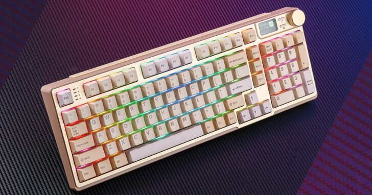 iRocks K85R 開箱評測：熱插拔 RGB 無線機械鍵盤，價格3,990 元