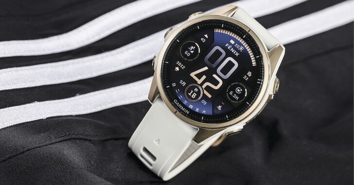 Garmin fenix 8 AMOLED 開箱評測：業界最強戶外運動錶，價格35,990 元