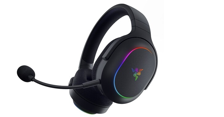 Razer Barracuda X Chroma 無線 RGB 遊戲耳麥，具備  70 小時續航力、售價 4,680 元