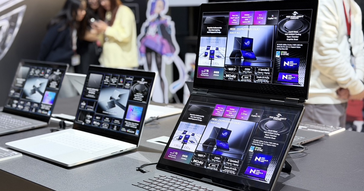 【CES 2026】ROG 西風之神進化！Zephyrus Duo 變身 16 吋雙螢幕，G16 飆上 RTX 5090 效能漲 23%