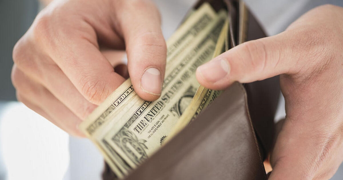 AI客服變「敗家子」？擅自給出80%折扣，公司急喊卡卻遭顧客提告