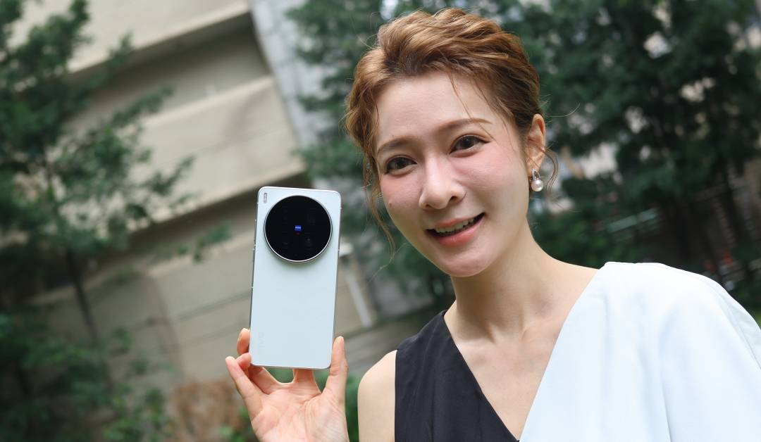 vivo X300 Ultra 正式發表：2 億畫素長焦、主鏡頭、400mm 增距鏡、全焦段 4K120fps 錄影