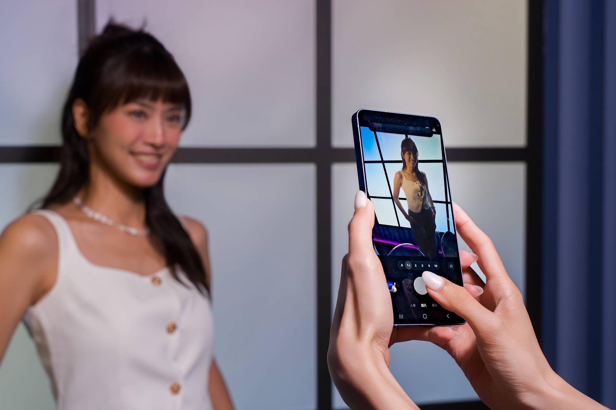 2026 年首季手機出貨受記憶體供應影響下滑，Apple 以 21% 市佔位居首位