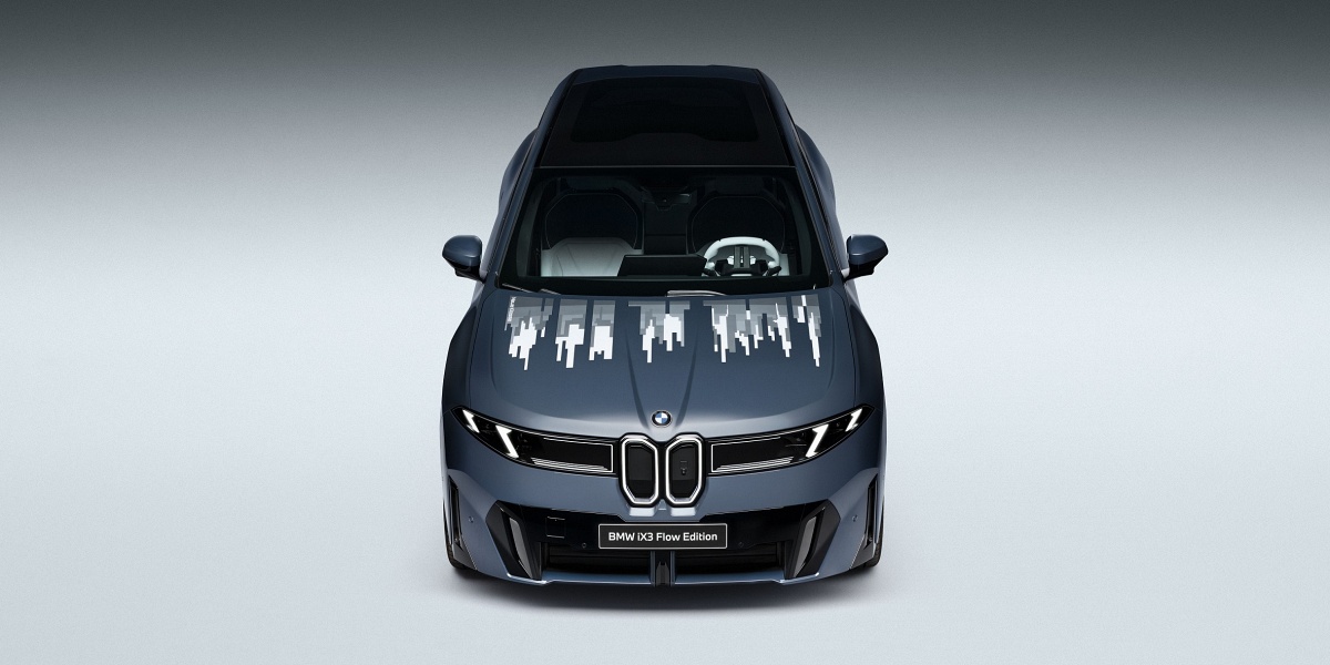 電子紙應用再進化！BMW iX3 Flow Edition 首搭 E Ink Prism 技術，實現可變車體圖案