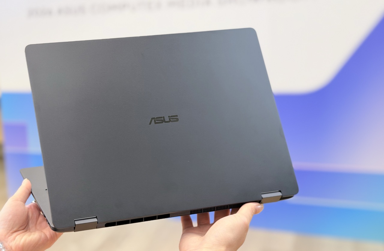 【COMPUTEX 2026】ASUS ExpertBook B5 Flip G2 搭 Wildcat Lake 處理器，高階 P5 G2 同步亮相
