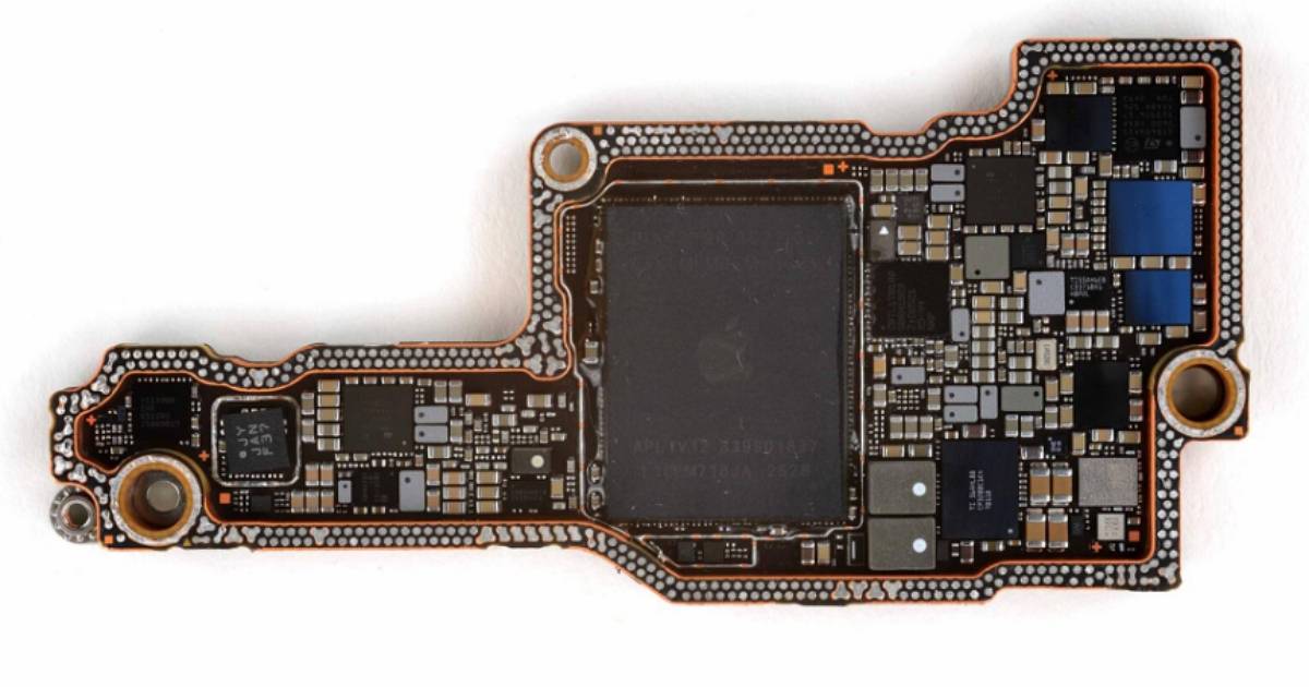 iPhone 18 Pro 處理器實物照首度曝光！A20 Pro 採台積電 2 奈米與全新封裝 散熱效能大升級