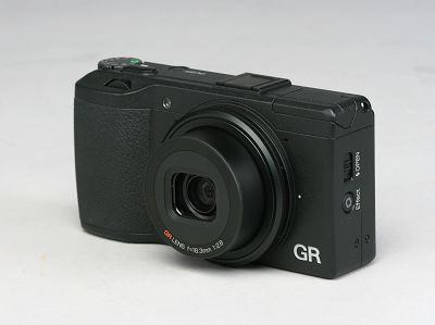 Ricoh GR 評測：畫質大躍進、為攝影玩家打造的APS-C 隨身機| T客邦