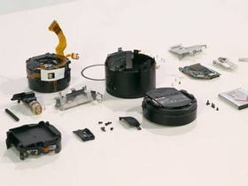 Sony QX100 外接式鏡頭相機大拆解，這次由 Sony 自行操刀！