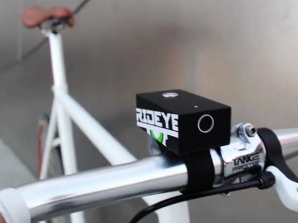 自行車專用行車紀錄器 Rideye 幫騎士保障安全