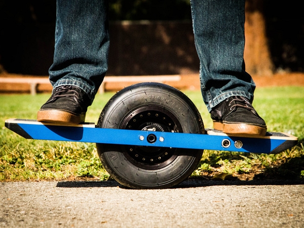 Onewheel：獨輪電動滑板讓你縱橫馳騁