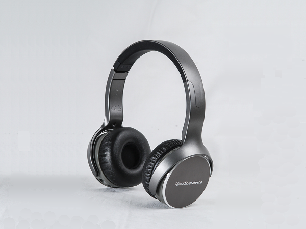 鐵三角ATH-OX7AMP 耳罩式耳機評測：內建擴大機，動力無窮、好聲不斷！