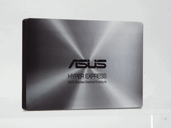 Asus Hyper Express：固態硬碟專用 SATA Express 轉接盒