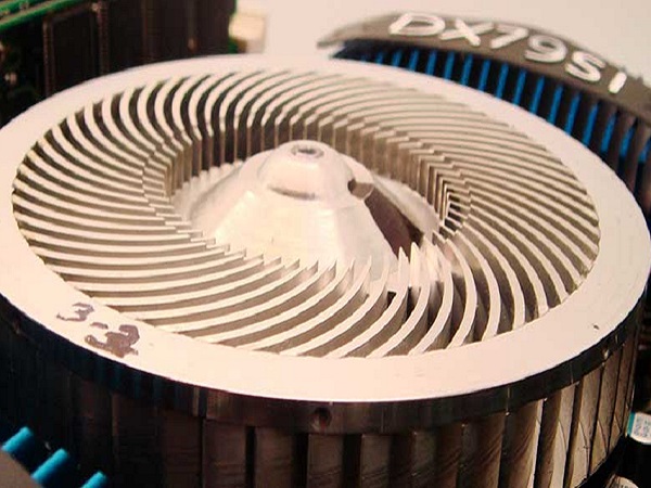 CoolChip 推出金屬鰭片風扇型散熱器，顛覆你對處理器空冷散熱的想像