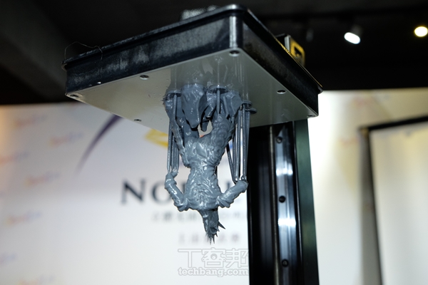 XYZ Printing 推高階3D印表機，立體光固法提升精密度，列印玩具模型也沒問題