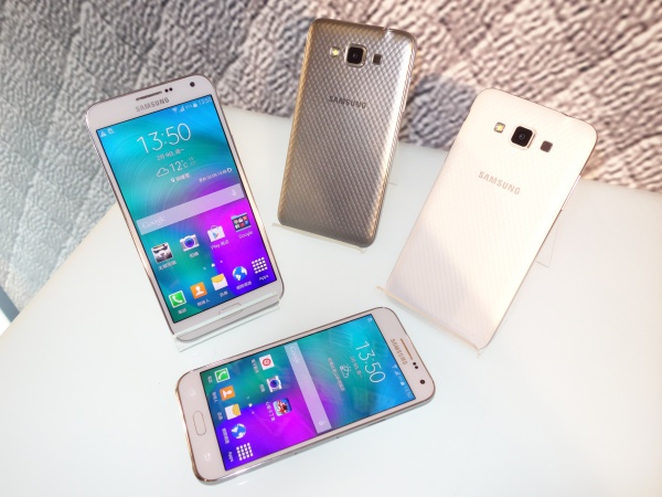三星一次推三款大螢幕中階手機：Galaxy E5、E7、Grand Max ，售價均不到萬元