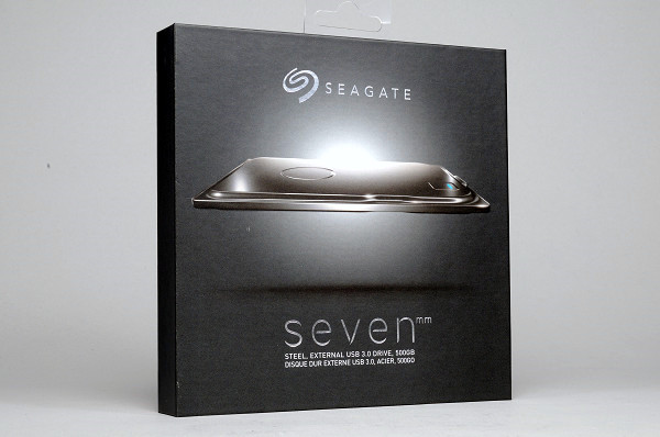 Seagate Seven 外接硬碟實測，披著裸碟外衣極致輕薄