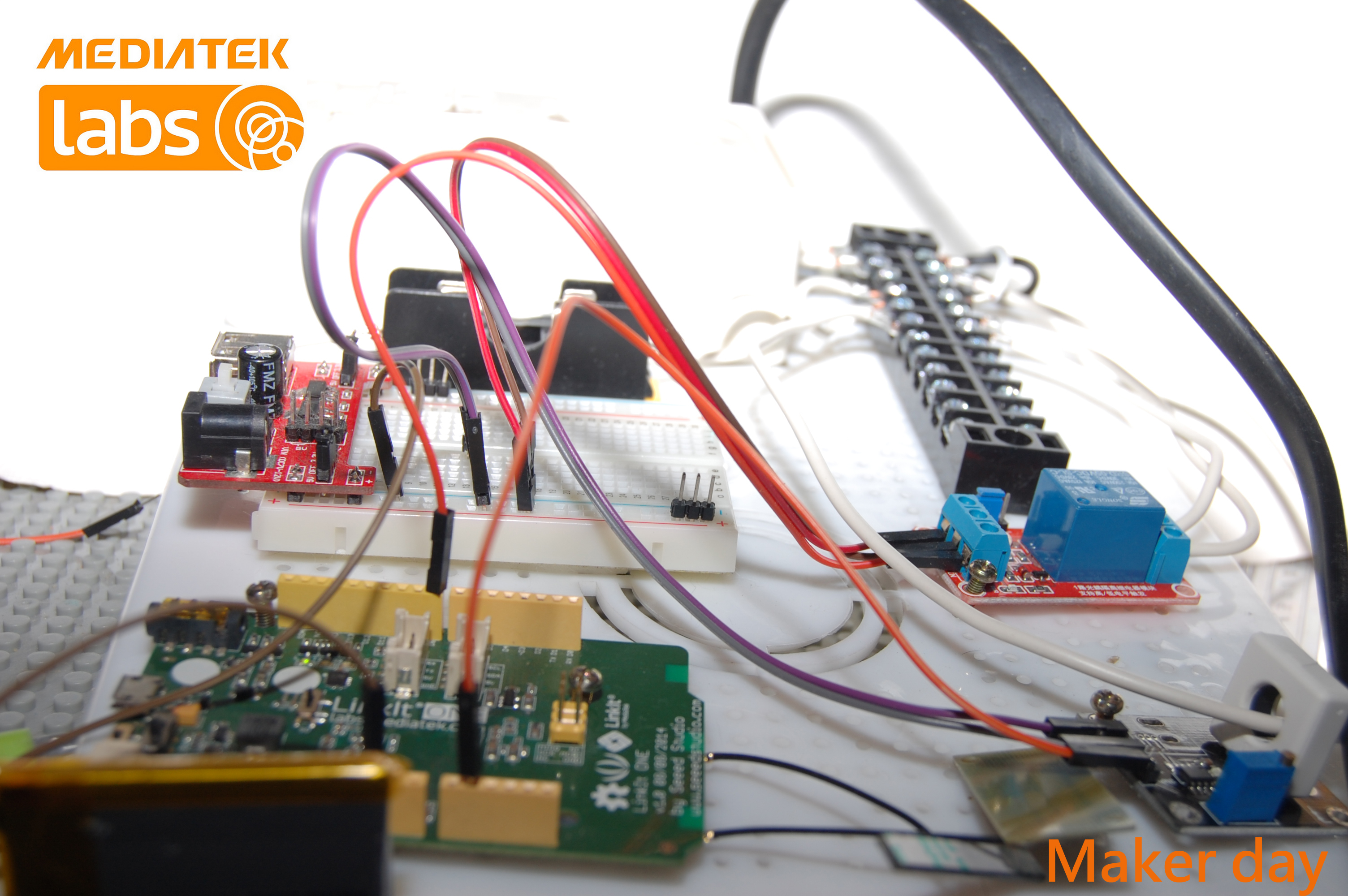 【MakerClub】踏入物聯網的第一步！一起用聯發科 LinkIt ONE 開發出智慧型插座吧！