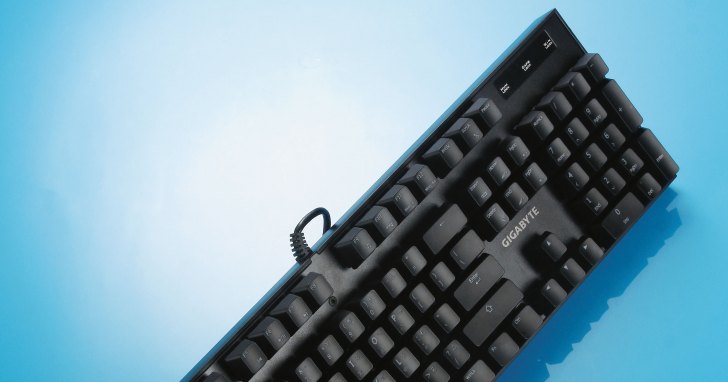 GIGABYTE Force K85－ 低價 RGB 背光機械式鍵盤