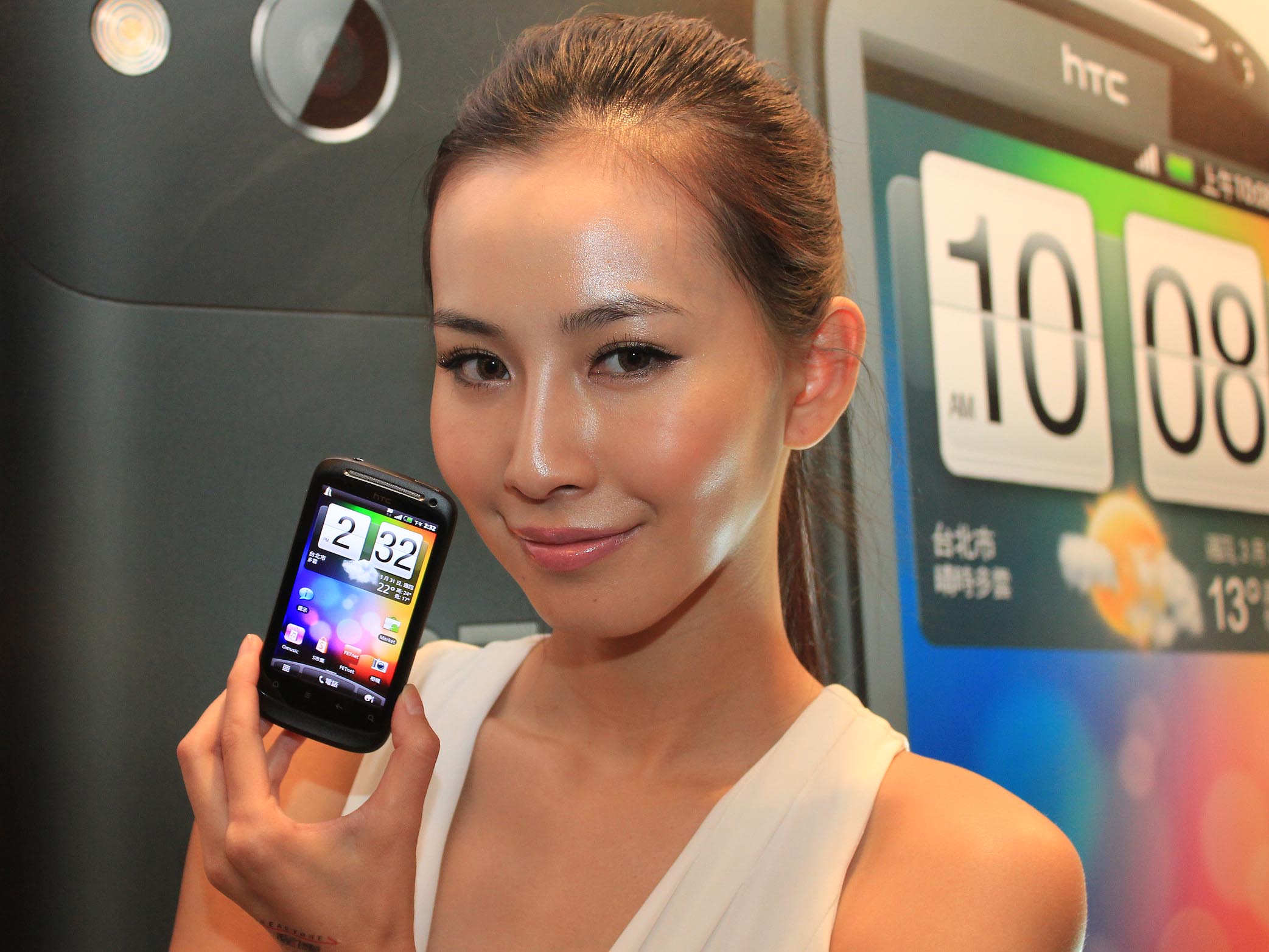 更好的渴望機 HTC Desire S 上市價 15,900 元