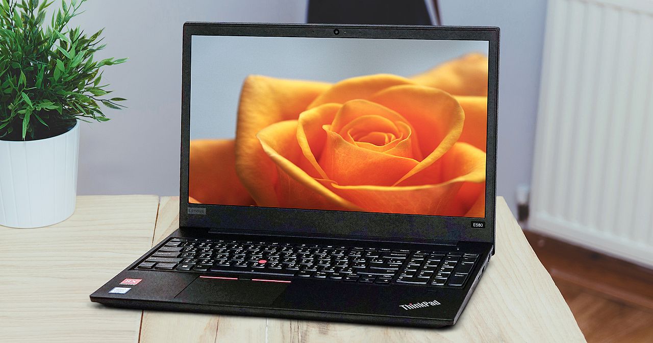 Lenovo ThinkPad E580 實測：外型吸睛、功能完備的入門型商務筆電
