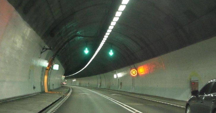 雪隧為何不換LED節電 高公局這麼說