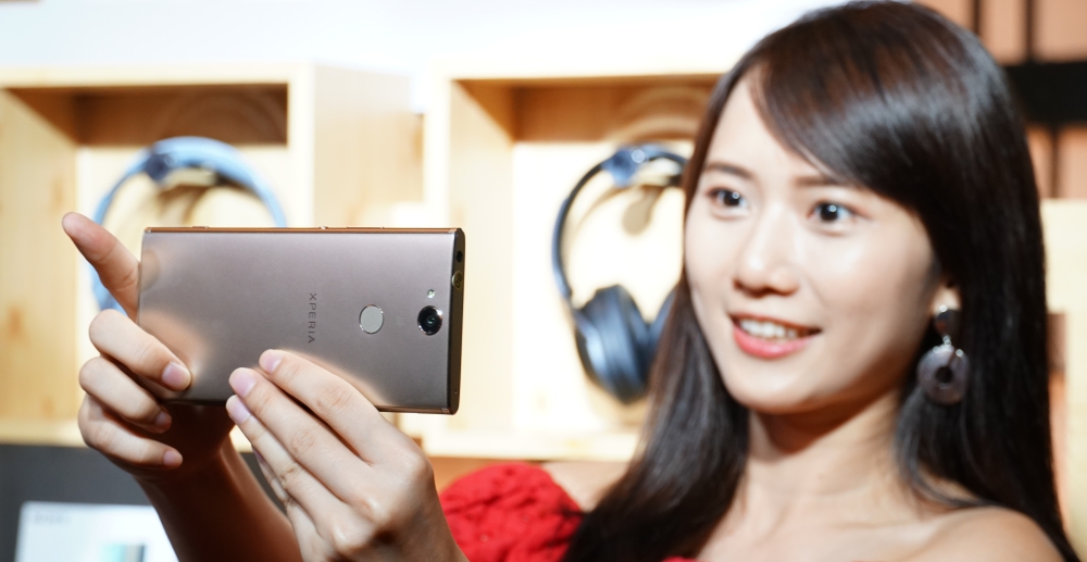 Sony 新自拍機登台，XA2 Plus 下周開賣售價 15,990 元
