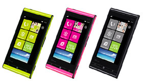 KDDI 首支 Windows Phone Mango 手機：多彩防水 TOSHIBA  IS12T