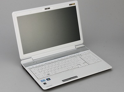 Toshiba Qosmio F750：裸視 3D 筆電評測