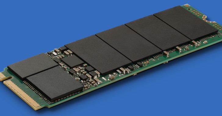 Micron 也推出自家設計控制器 NVMe SSD，Micron 2200 採用 64 層 3D 堆疊 TLC 顆粒