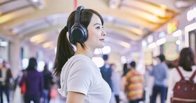 一萬元等級無線降噪耳罩式耳機選擇：6大「寂靜」關鍵、5款「好聲」產品