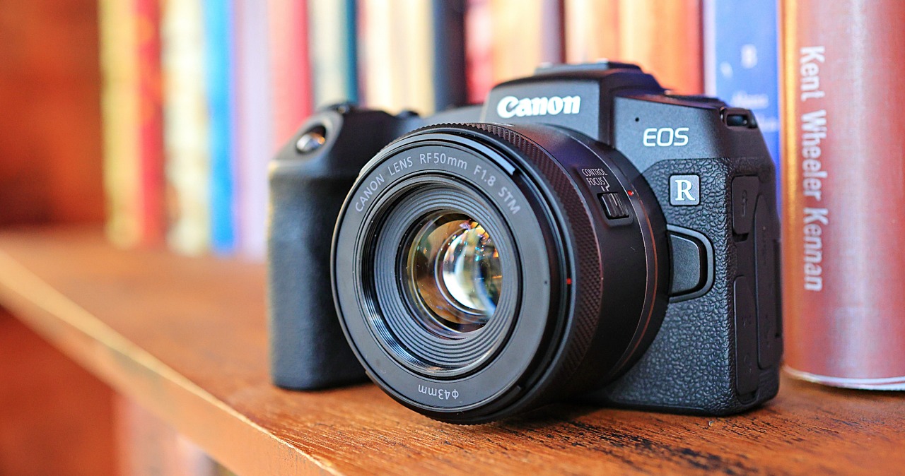 Canon 推出 RF 接環平價大光圈標準定焦鏡 RF 50mm F1.8 STM,售價 5,900 元