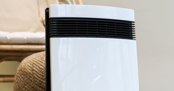 電暖器7大類型比較：從房間坪數判斷需求，哪一種用起來最耗電？