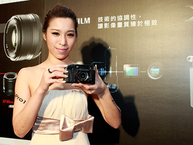 Fujifilm X-Pro1 可交換鏡頭相機登台，52,900 元高貴開賣