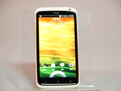 HTC One X 四核旗艦評測，HTC Sense 4.0、99連拍動手玩