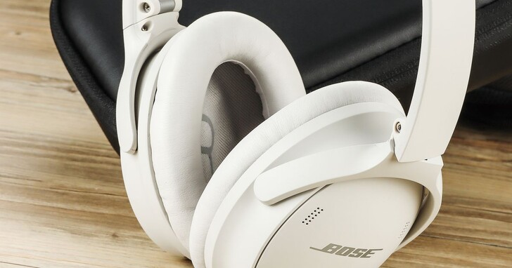 Bose QuietComfort 45開箱：新增通透模式、通話品質升級，價格10,500元
