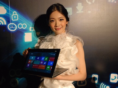 Computex 2012：Asus TAICHI 帶領平板、筆電、AIO 進入 Windows 8 變型世代