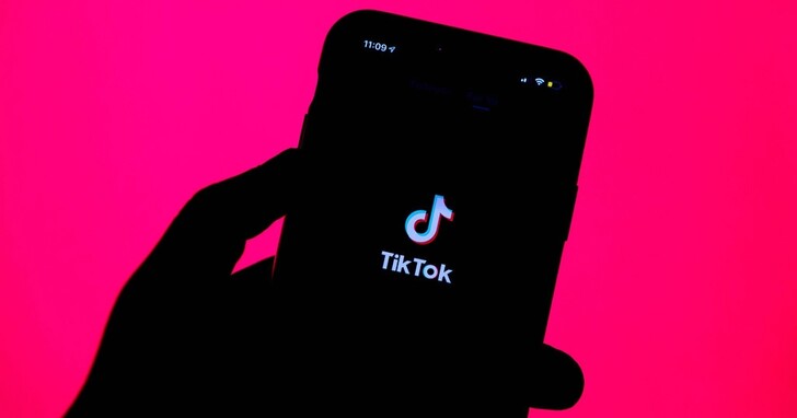 蘋果工程師在TikTok為iPhone用戶說明個資的安全性，隔兩天就接到主管電話威脅要解僱