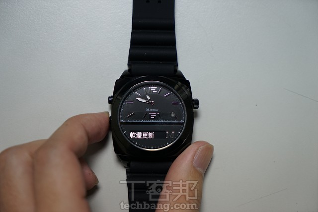 MARTIAN VICTORY MV100 藍牙智慧手錶評測：典雅指針外型，首創聲控通話、Siri 指令錶款