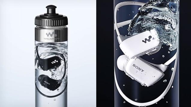 新的Sony 防水隨身聽這樣賣：放在裝滿水的瓶中販售| T客邦