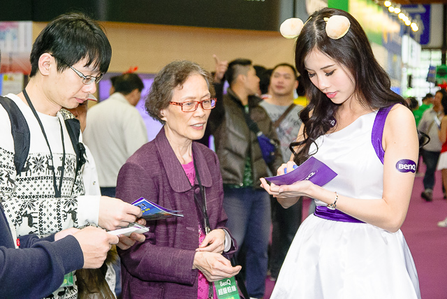2015資訊月優惠搶先報！BenQ 智慧藍光液晶螢幕、投影機全新導演機系列等五大產品線聚焦