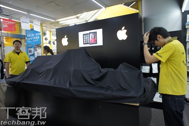 一萬六千五起跳，燦坤 iPad 開賣實況