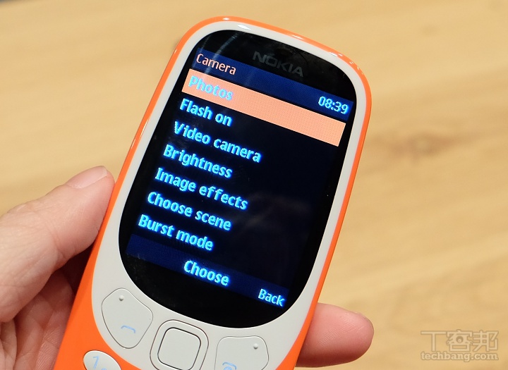 熟悉卻又陌生的新機！Nokia 3310 復刻版現身，MWC 現場動手玩 | T客邦